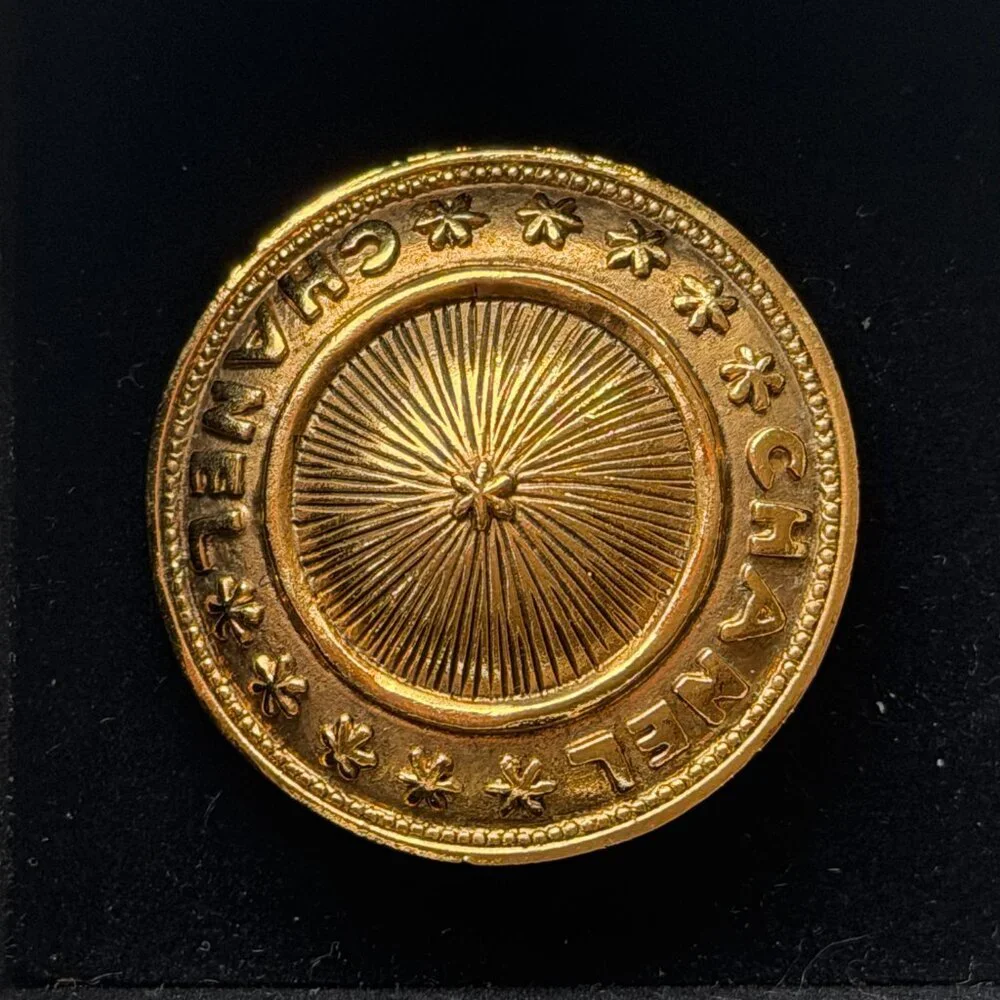 CHANEL Vintage Gold Sunburst Brooch Pin MINT